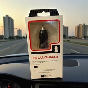 USB Car Charger for Smart Phones & Other USB Devises New 12V